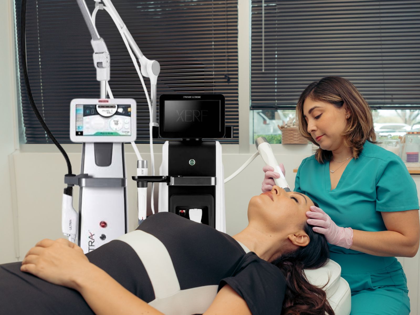 K-LUXE treatment combining LaseMD Ultra and XERF at Helio Health and Wellness